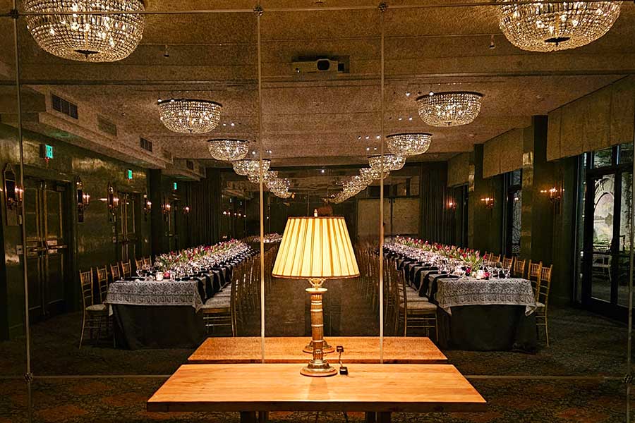 HawkinsBrownRoom_MirroredWall_900x600 Hawkins Brown Room O.Henry Hotel