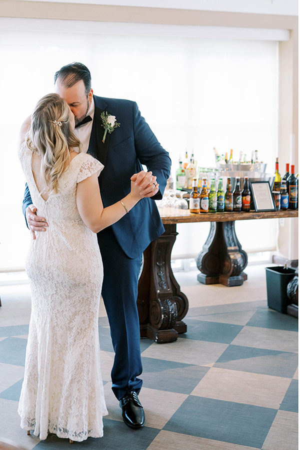 Jennifer and Rob's Sunday Afternoon Wedding Reception | Photo by Alayna Kaye Photography Jennifer and Rob have their first dance. Jennifer and Rob's Sunday Afternoon Wedding Reception | Photo by Alayna Kaye Photography
