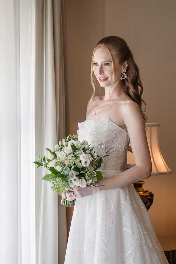 Bride gets ready in the Porter Hospitality Suite | Photo by In His Image Photography Bride gets ready in the Porter Hospitality Suite